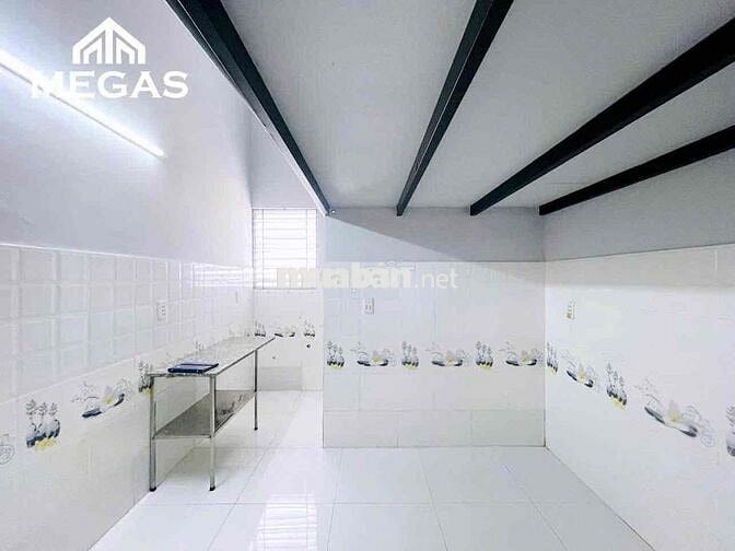 phòng Có Gác ngay CẠNH HUFLIT BA GIA ở 4 NGƯỜI THẢ GA