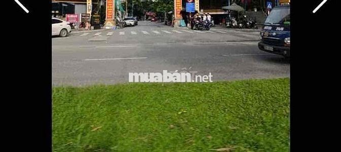 98 Đường Nguyễn Khang. Nhà 5T x Dt 42 x Mt 4m, vỉ rộng Oto tránh, Kinh