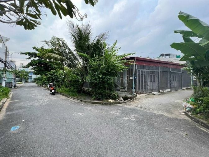 Chính chủ cần bán căn nhà 2 mặt tiền đường 40 Phường Linh Đông Thủ Đức