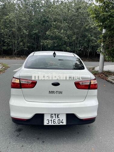 Kia Rio 2015 1.4 MT Sedan - 81000 km