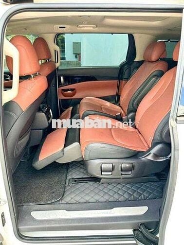 Kia Carnival 2022 2.2D Signature Km: 32.000