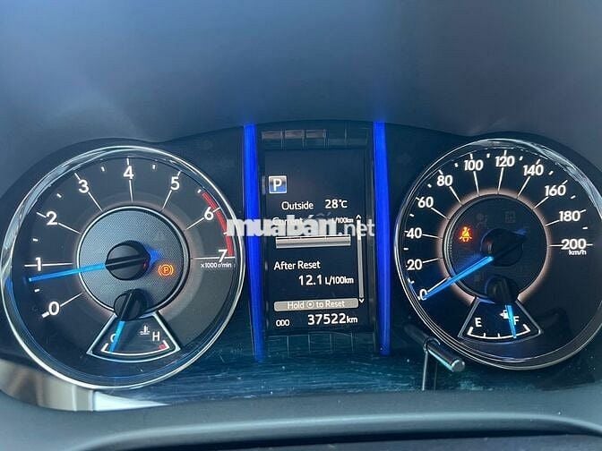 Toyota Fortuner 2.7V 2020 - 37530 km