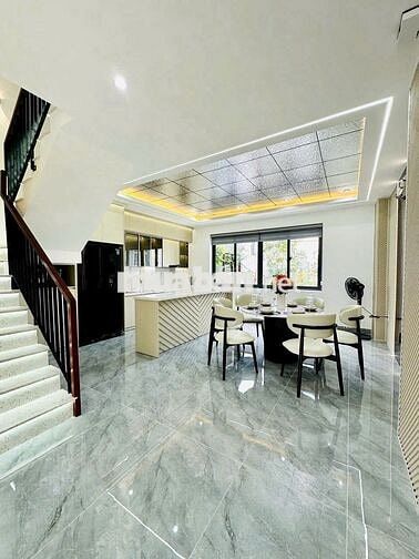 SIÊU PHẨM NHÀ ĐẸP - 31A Hoàng Việt P.4, Q.TB- 4,5x20 3 lầu 270m sàn
