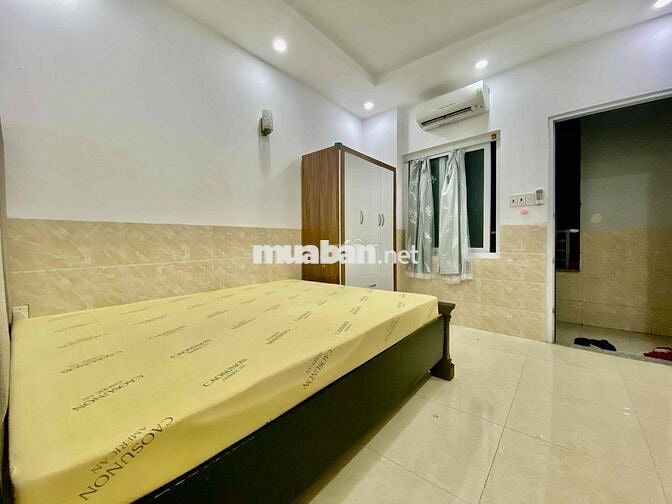 CHO THUÊ STUDIO BAN CÔNG CỬA SỔ TRỜI SÁT BÊN UTH,FTU,HUTECH,UEF,…