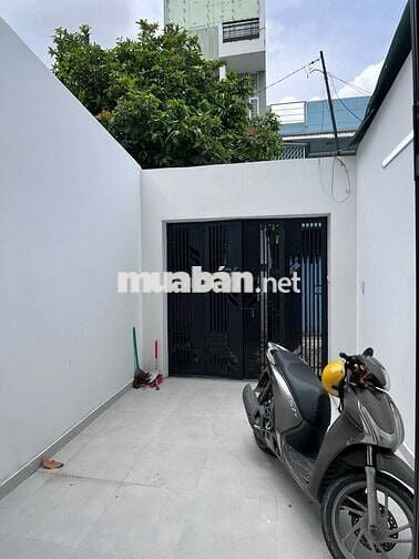 Bán gấp 3 tầng -Tân Quý-Tân Phú-hẻm 4m thông-DTSD 130m2-Giá 6.8 tỷ(TL)