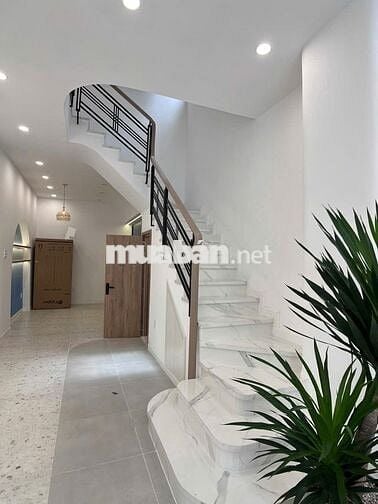 Bán gấp 3 tầng -Tân Quý-Tân Phú-hẻm 4m thông-DTSD 130m2-Giá 6.8 tỷ(TL)