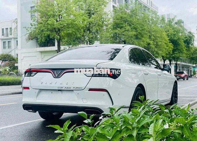 VinFast Lux A2.0 2021 Plus 2.0 AT - 23000 km