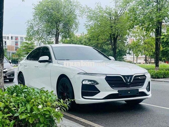 VinFast Lux A2.0 2021 Plus 2.0 AT - 23000 km