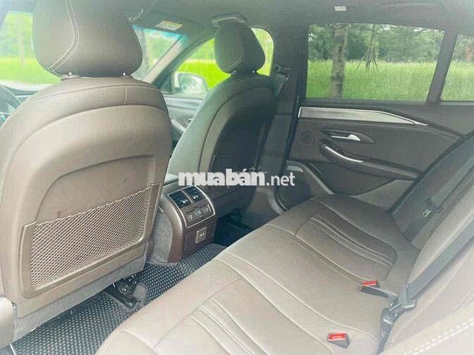 VinFast Lux A2.0 2021 Plus 2.0 AT - 23000 km
