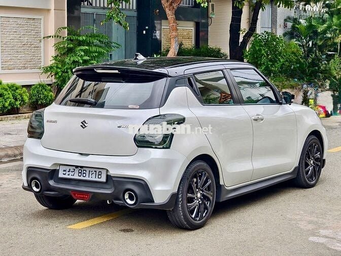Siêu lướt - Suzuki Swift 2023 - odo chưa tới 12k