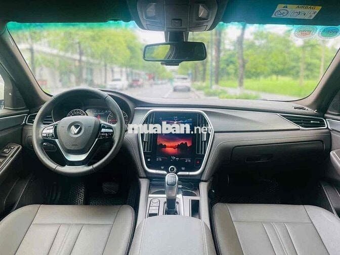 VinFast Lux A2.0 2021 Plus 2.0 AT - 23000 km