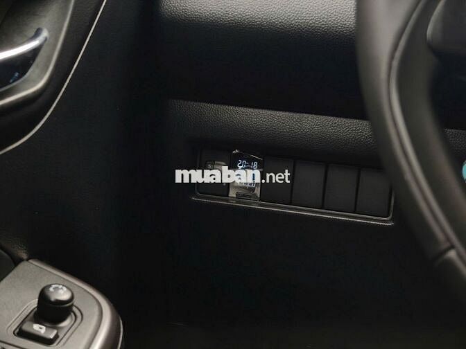 Siêu lướt - Suzuki Swift 2023 - odo chưa tới 12k