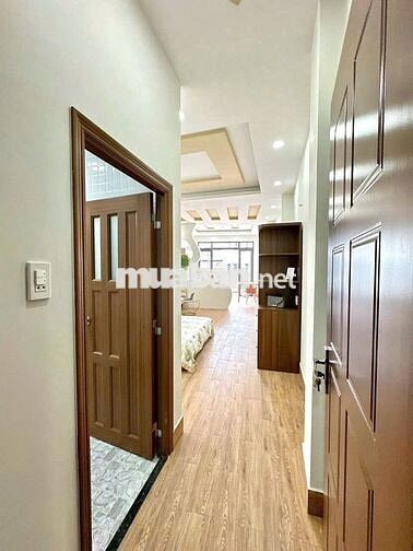 Phòng trọ 40m2 đường Lạc Long Quân, Quận Tân Bình