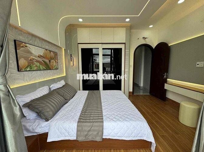 NHÀ MỚI XÂY 5 TẦNG, 4mx12m, ĐƯỜNG HƯƠNG LỘ 2, XE HƠI ĐẬU TRƯỚC NHÀ