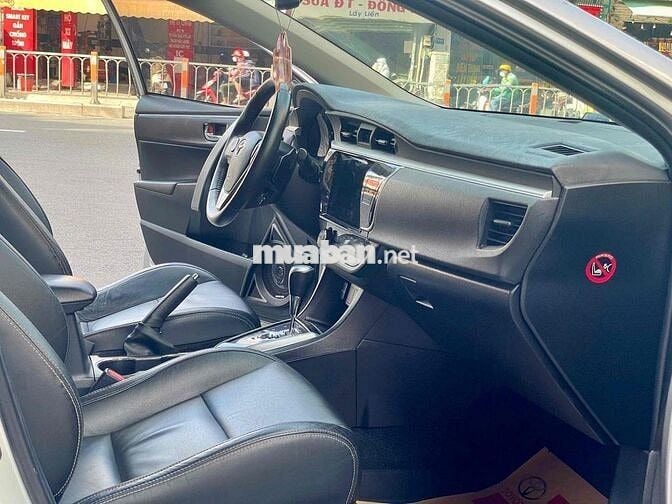 Toyota Corolla Altis 2014 2.0V đi rất êm
