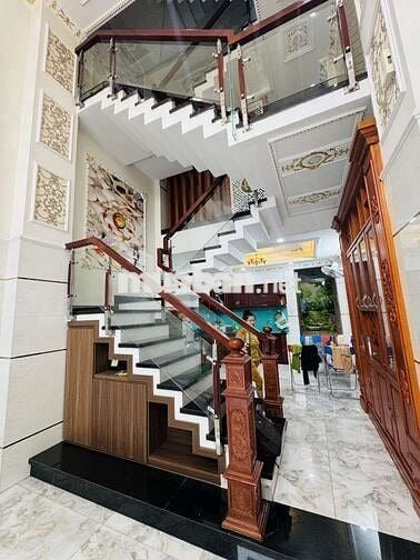 CHỈ 5,3TỶ BÁN NHÀ 5 TẦNG HẺM XE TẢI KPL TÂN TẠO BÌNH TÂN