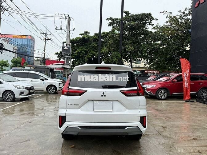 Mitsubishi Xpander Pre 2023 - 20000 km