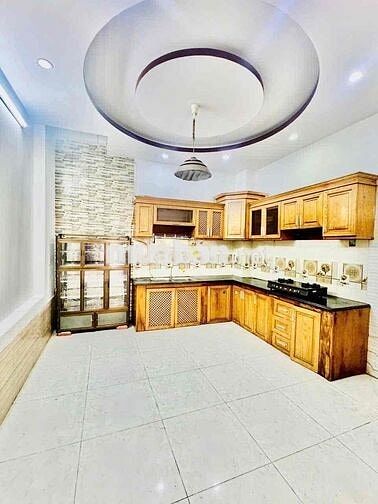 Nhà HXH 4PN, 4 WC Mới đẹp, Cách 100m Quang Trung