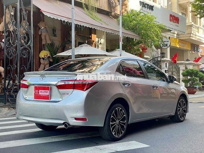 Toyota Corolla Altis 2014 2.0V đi rất êm