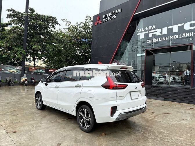 Mitsubishi Xpander Pre 2023 - 20000 km