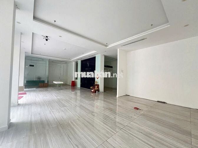 CHO THUÊ DIỆN TÍCH KHỦNG ĐƯỜNG LÝ TỰ TRỌNG
