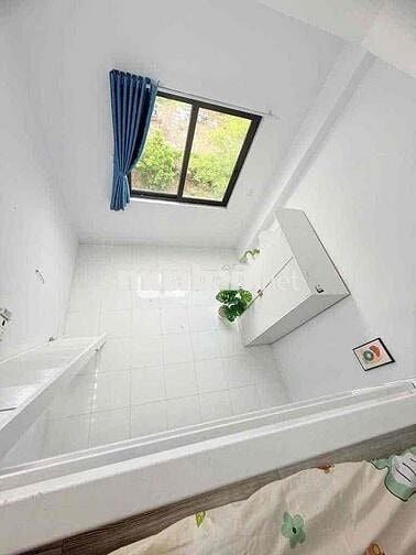PHÒNG TRỌ THANG MÁY FULL NỘI THẤT TẠI 668 LÊ ĐỨC THỌ