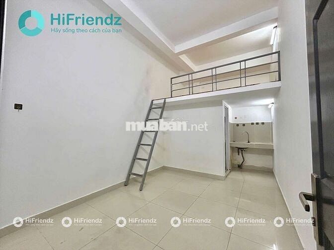 Trống sẵn gần Học viện Hàng Không - ĐH Tài Nguyên Môi Trường ở 4 người