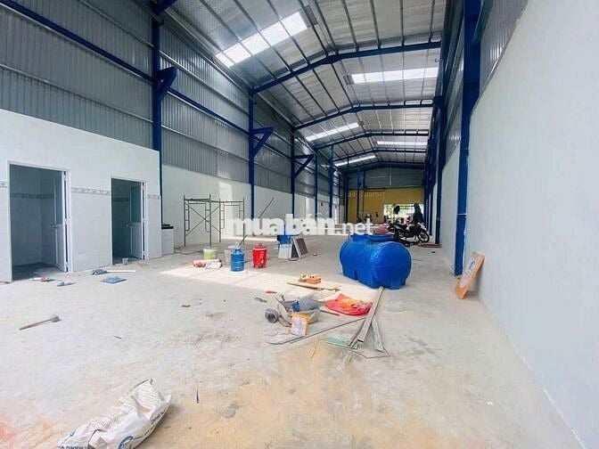 Cho thuê xưởng mới tinh đường xe cont