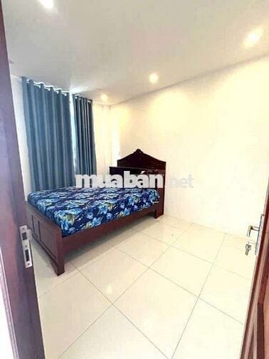 NHÀ CHO THUÊ:
TRỆT 2 LẦU MỚI ĐẸP
- FULL NỘI THẤT - KDC HỒNG LOAN
