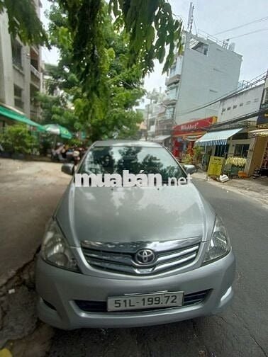 TOYOTA INNOVA ban V(SỐ TỰ ĐỘNG)BSTP GỐC SG,MẨU MỚI