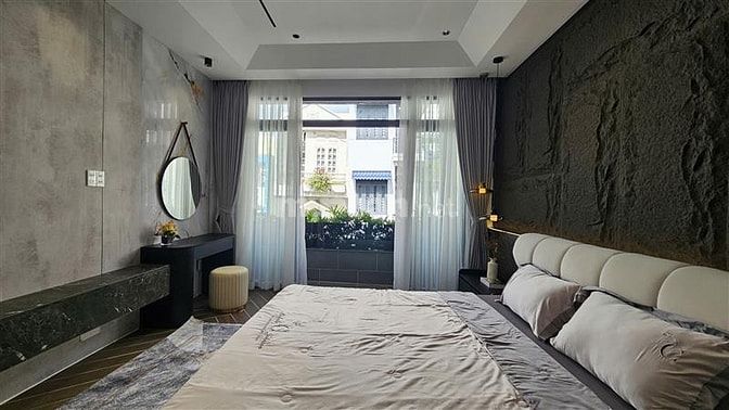 Nhà mới 100% vào ở ngay khu dân cư yên tĩnh 