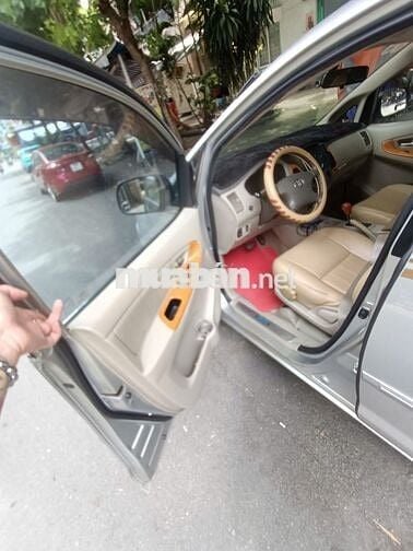 TOYOTA INNOVA ban V(SỐ TỰ ĐỘNG)BSTP GỐC SG,MẨU MỚI