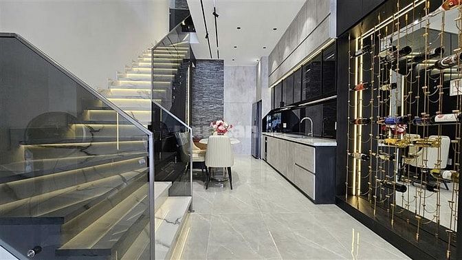 Nhà mới 100% vào ở ngay khu dân cư yên tĩnh 