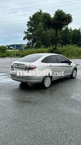 Ford Fiesta 2011 1.4 MT