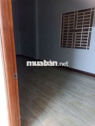 Cho thuê Nhà 8 triệu 4 phòng ngủ có sân đậu ô tô