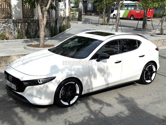 Mazda 3 2021 2.0L Signature Premium - 34000 km