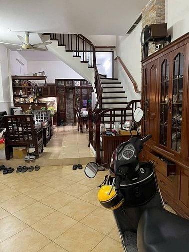 Bán nhà mặt phố Trung Liệt, 5 tầng, 55m2, ô tô tránh, kinh doanh.