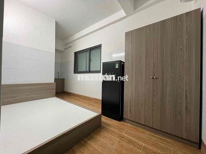 CHO THUÊ PHÒNG CỬA SỔ THANG MÁY GIÁ HSSV - LOTTE CỘNG HOÀ - VAA - VHU