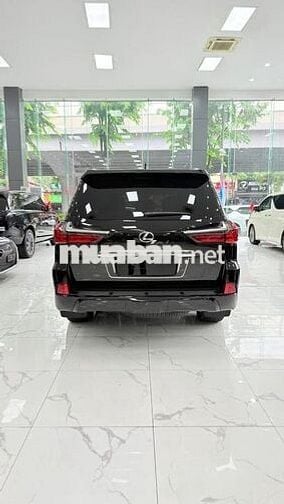 Lexus LX570 nhập Mỹ 2018, 1 chủ. Xe chạy ít.