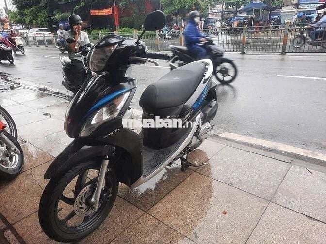 Honda vision 2011