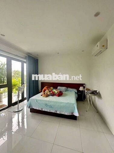 Nhà 2702m full nội thất KDC Hồng Loan