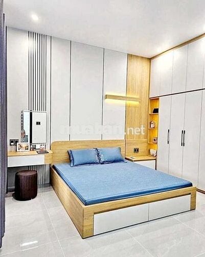 CHÍNH CHỦ BÁN GẤP NHÀ TẬP THỂ KIỄU GIAI, KIM MÃ THƯỢNG, 60M, CÓ SÂN