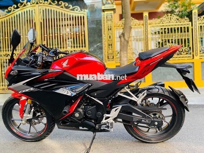 HONDA CBR 150 XE ĐI ÍT CHÍNH CHỦ SỬ DỤNG