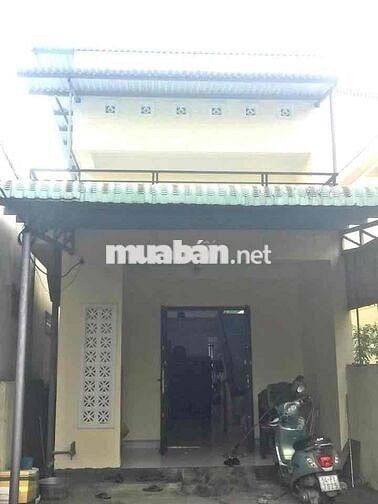 cho thuê nhà mặt tiền có đất làm vườn