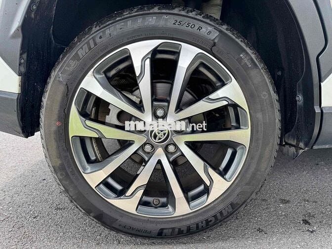 Toyota Corolla Cross 2020 1.8V - 18329 km