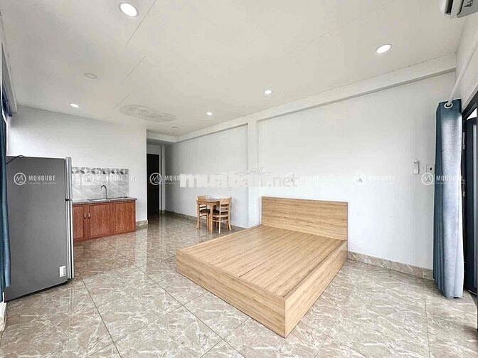 Penthouse ban công, full nội thất, phòng rộng 45m2 ngay Aeon Tân Phú