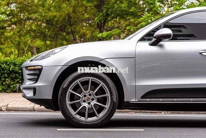 Porsche Macan 2016 màu bạc bản full siêu đẹp