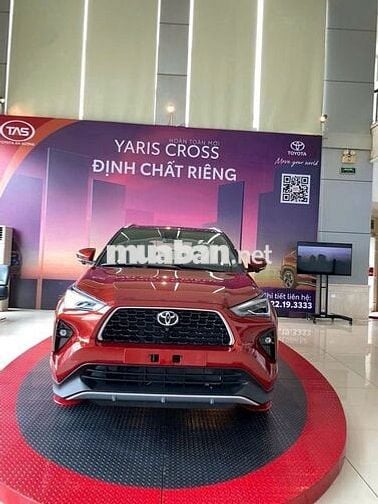 TOYOTA YARIS CROSS 2025