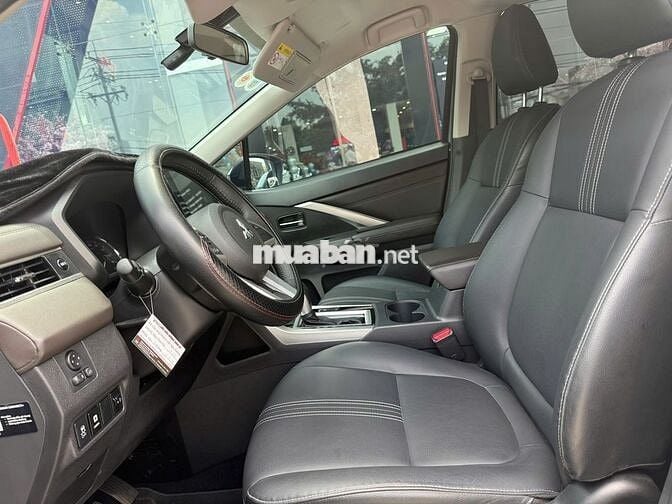Mitsubishi Xpander 2024 Premium 1.5 AT - 7500 km