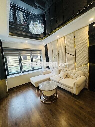 9.3 TỶ- 52M-THANG MÁY – Ô TÔ – LÔ GÓC – KINH DOANH- THẠCH BÀN